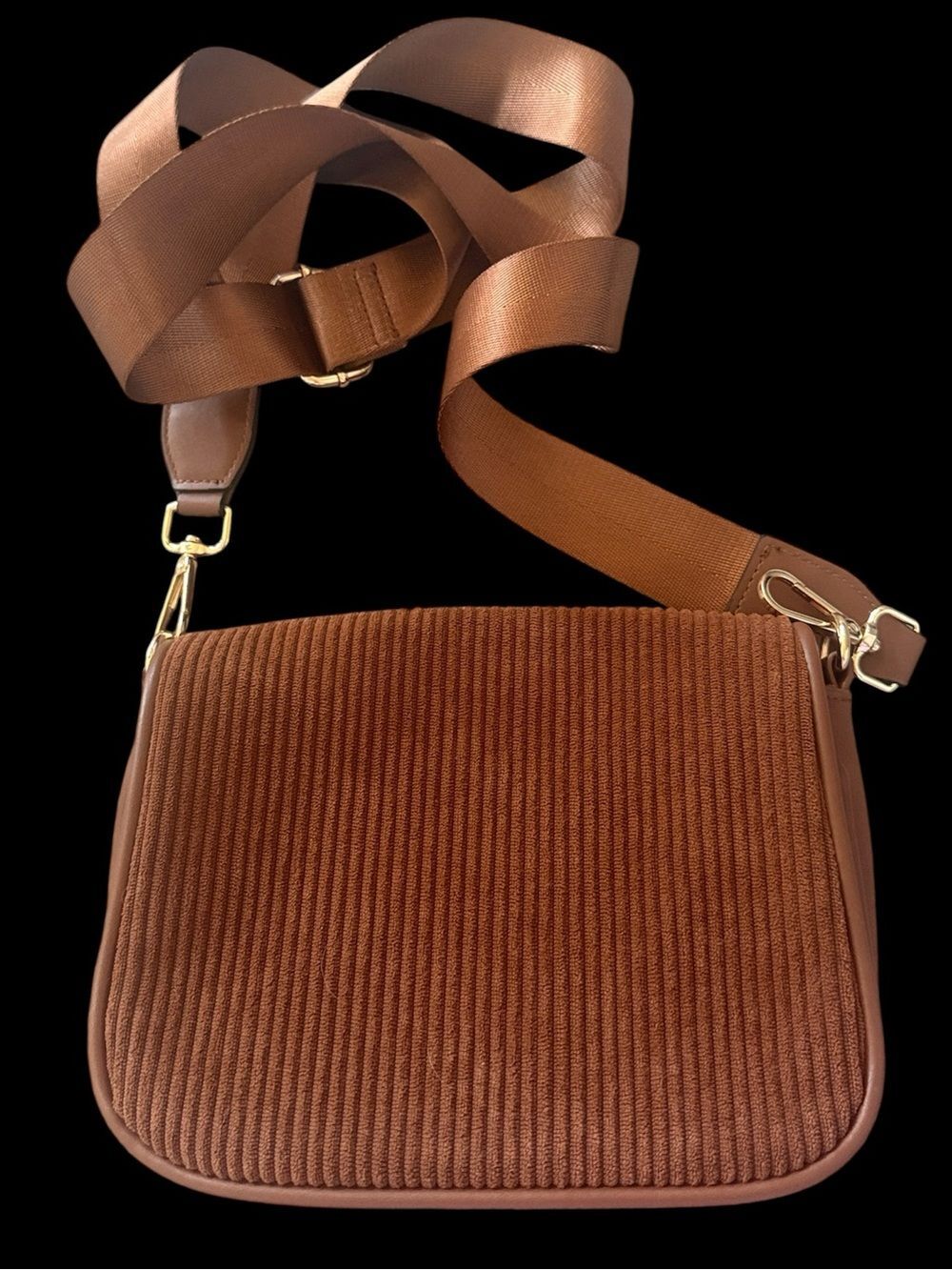 Jen & Co. Classic Corduroy Crossbody Bag with Wide Strap!